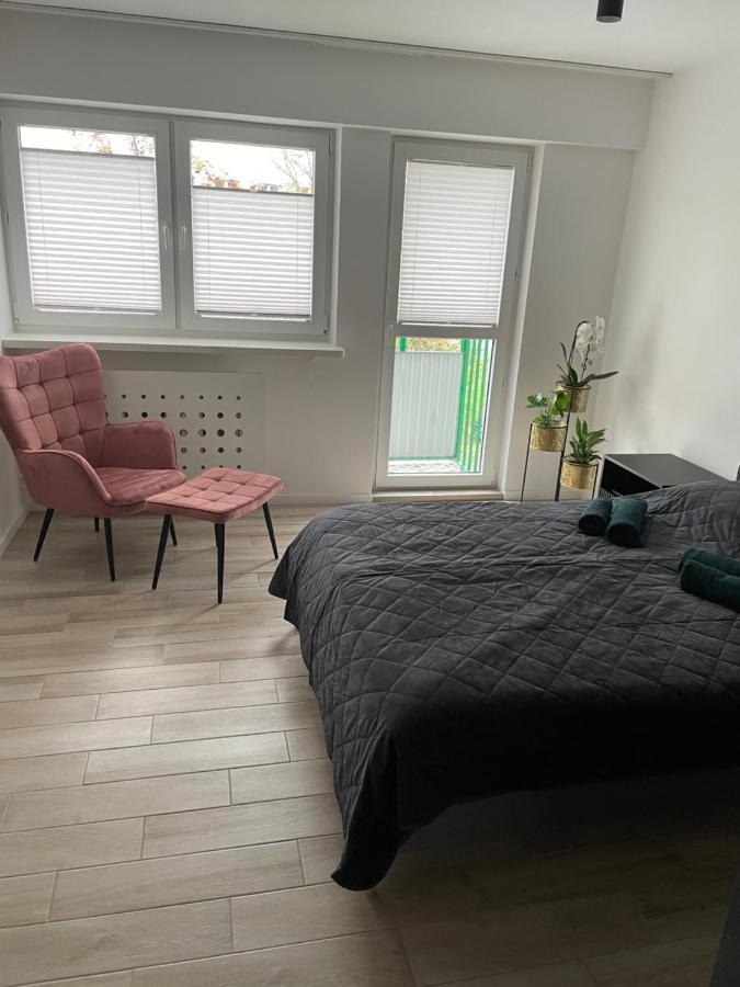 Brzostek Apartment Варшава Экстерьер фото